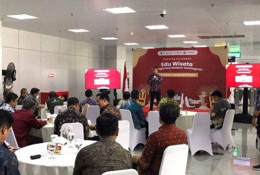 LRT Jakarta Ajak Pelajar Mengenal Transportasi Modern Terintegrasi - GenPI.co