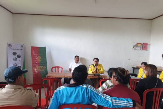 Tim Pengmas UI Dampingi Warga Desa Wanagiri Kelola Kopi Ramah Lingkungan - GenPI.co