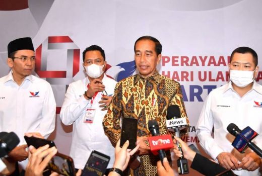 Pengamat Nilai Jokowi Berinisiatif Jadi King Maker bagi Koalisi Parpol - GenPI.co