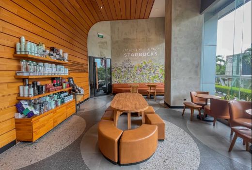 Ramah Disabilitas, Starbucks Buka Gerai Bahasa Isyarat Pertama di Indonesia - GenPI.co