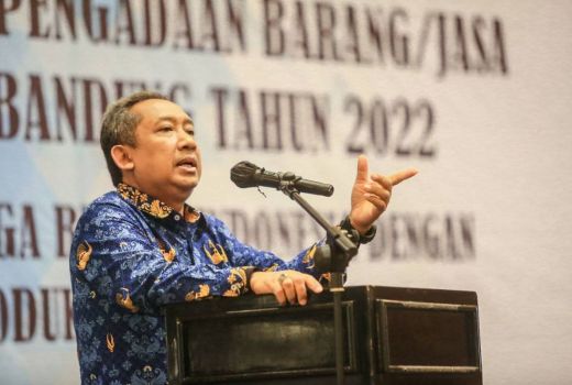 Serikat Buruh Tuntut Kenaikan UMK, Wali Kota Bandung: Disepakati 9,65 Persen - GenPI.co