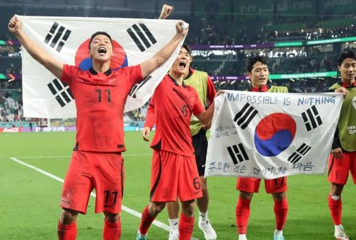 Evan Dimas Tetap di Indonesia, Hwang Hee Chan Guncang Piala Dunia 2022 - GenPI.co