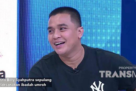 Billy Syahputra Ungkap Doanya Saat Umrah, Ada Soal Jodoh dan Anak - GenPI.co