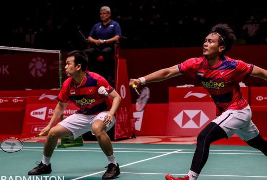 Dibungkam China di 32 Besar India Open 2023, Hendra/Ahsan Bongkar Dosanya - GenPI.co