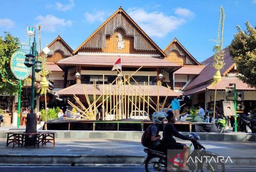 Pernikahan Kaesang dan Erina Gudono Meriah, Ada Belasan Ribu Paket Makanan Gratis - GenPI.co