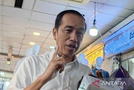 Jokowi Bisa Lakukan Reshuffle Jika Didesak PDIP, Kata Pengamat - GenPI.co