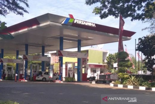 CEK FAKTA: Harga BBM Pertalite Turun Jadi Rp 8.200 per Liter - GenPI.co