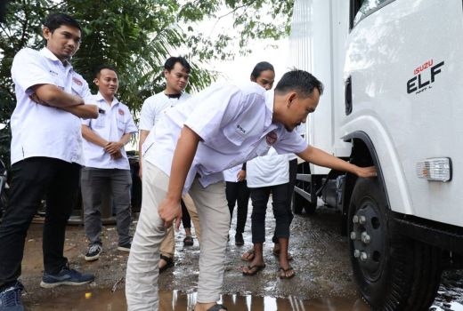 Cegah Kecelakaan, KST Jakarta Pendukung Ganjar Lakukan Aksi Mulia - GenPI.co