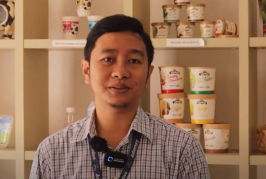 Modal Dengkul Bangun Bisnis Es Krim Sweet Sundae, Andro Kini Punya Pabrik - GenPI.co