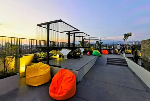 Wisatawan Membeludak Saat Libur Lebaran, Okupansi Hotel Melonjak di Kota Bandung - GenPI.co