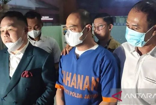 Digugat Cerai Venna Melinda, Ferry Irawan: Ikuti Alurnya Saja - GenPI.co
