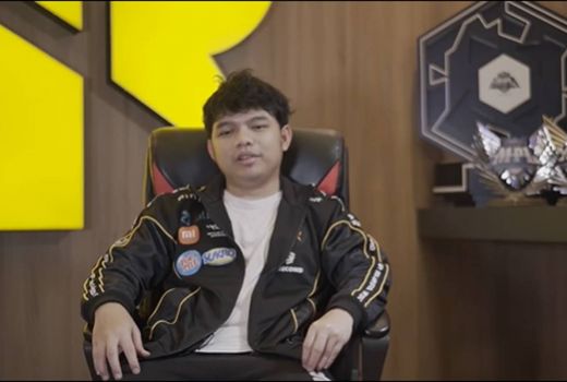 Kejutan! Coach Acil Out dari RRQ Hoshi Jelang MPL ID S11 - GenPI.co