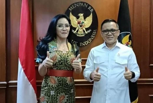 Politikus PDIP Desak MenPAN-RB Azwar Anas Soal Rekrutmen PPPK, Honorer Bisa Semringah - GenPI.co