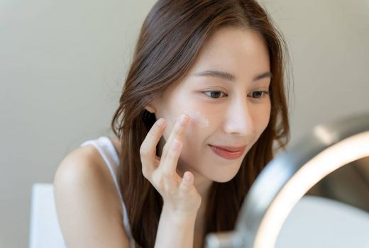 Cara Asyik Mencegah Penuaan Kulit Lewat Drinkable Retinol, Bisa Glowing - GenPI.co