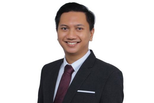 Doktor Muda Unair Temukan Vaksin Covid-19 Halal - GenPI.co