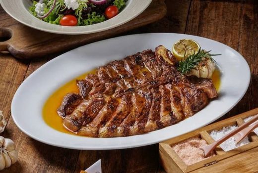 Yuk Makan Steak Enak di Justus Steakhouse, Harga Mulai Rp 35 Ribu - GenPI.co