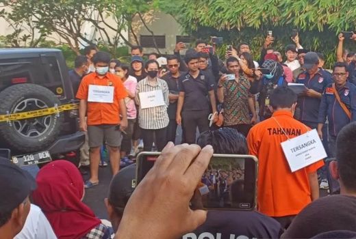 Netizen Emosi! Agnes Asyik Merokok saat Mario Dandy Satriyo Aniaya David - GenPI.co