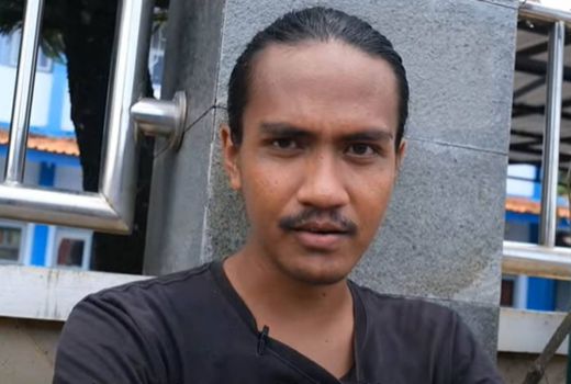 Belajar Bisnis di YouTube, Mantan Karyawan Pabrik Jual Cireng, Sehari Rp 2 Jutaan - GenPI.co