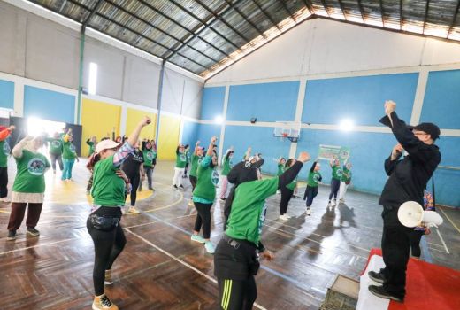 Gandeng Ojol Wanita, Kajol Indonesia Gelar Senam Zumba - GenPI.co