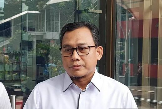 Lukas Enembe Minta Jadi Tahanan Kota, KPK Siap Melawan - GenPI.co