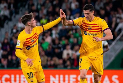 Bantai Elche, Barcelona Tim Terkuat di 5 Liga Top Eropa - GenPI.co