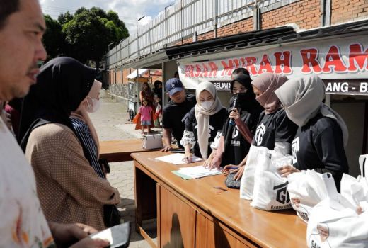 Ringankan Beban Masyarakat, Gardu Ganjar Sediakan 1.000 Paket Sembako - GenPI.co