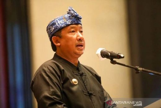 KPK OTT Wali Kota Bandung Yana Mulyana, Dugaan Suap Pengadaan CCTV - GenPI.co