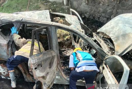 Mobil Pengangkut Tiner Terbakar di Tangerang, Pengemudinya Tewas - GenPI.co
