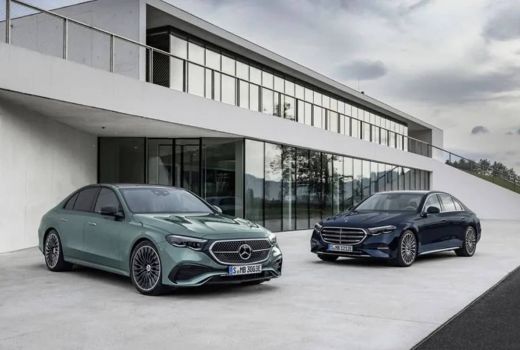 Mobil Mercedes E-Class 2024 Mewah Banget, Mesinnya Gahar - GenPI.co