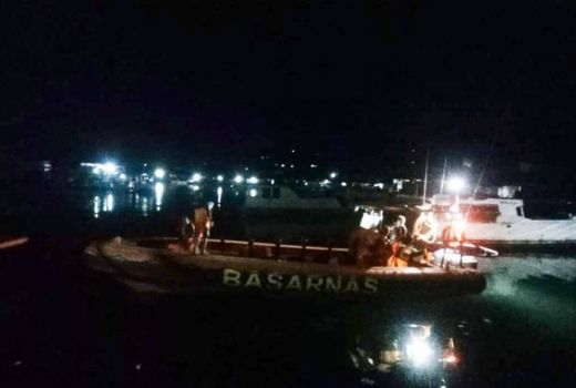 Basarnas Mencari 5 Nelayan Hilang di Laut NTT Akibat Kecelakaan Kapal - GenPI.co