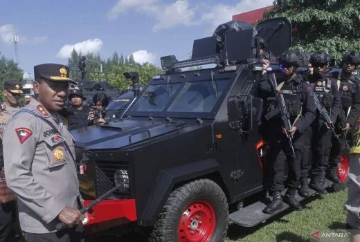 Viral Kapolres Nagekeo Tancapkan Sangkur di Depan Warga, Kapolda NTT Siapkan Hukuman - GenPI.co