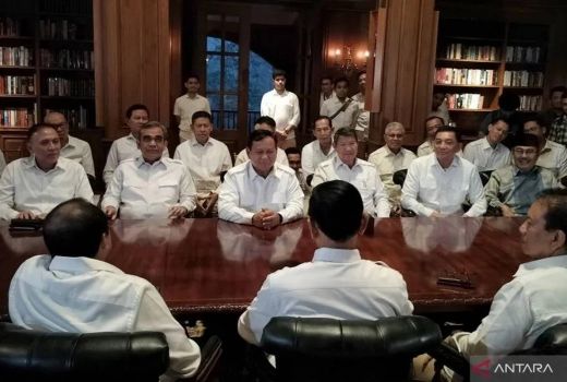 Wiranto Serahkan Kader Hanura ke Gerindra, Prabowo Subianto Makin Kuat - GenPI.co