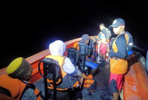 5 Nelayan Kecelakaan Kapal di NTT Berhasil Diselamatkan - GenPI.co