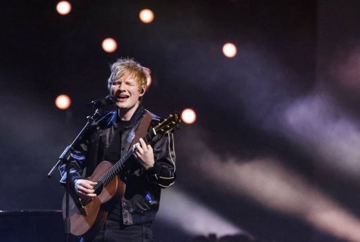 Jadwal Konser Musik Ed Sheeran 2023, Tampil di 14 Kota - GenPI.co