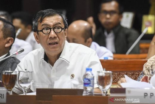 CEK Fakta: Yasonna Laoly Dipecat Karena Anak Diduga Monopoli Bisnis di Lapas - GenPI.co