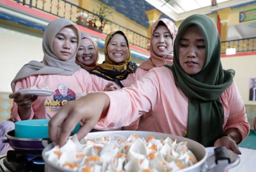 Ciptakan Peluang Usaha, Mak Ganjar Gelar Pelatihan Membuat Dimsum - GenPI.co