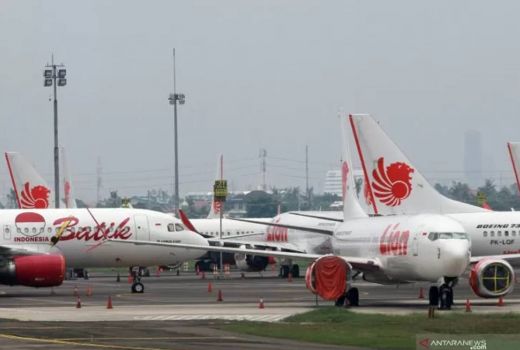 Tips Membeli Tiket Pesawat Murah, Liburan Nggak Bakal Boncos - GenPI.co