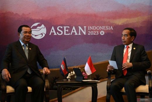 Bertemu Jokowi, PM Kamboja Minta Maaf soal Bendera Indonesia Terbalik - GenPI.co