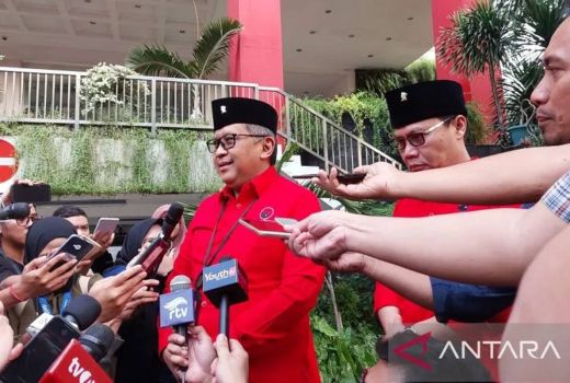 PDIP Geram Denny Indrayana Klaim Pemilu 2024 Sistem Proporsional Tertutup, Buktikan! - GenPI.co