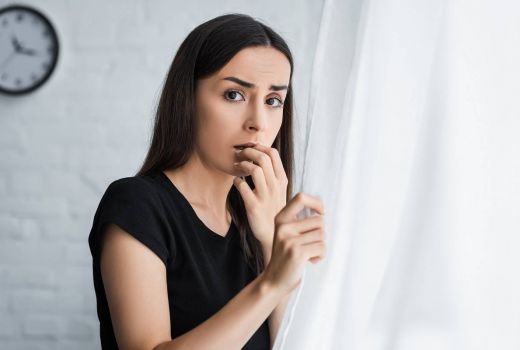 3 Zodiak yang Dikenal Gampang Panik dan Mudah Gelisah - GenPI.co