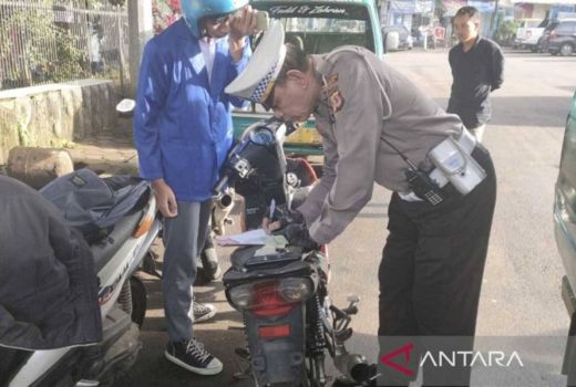 Polisi Kerahkan 11 Anggota Bersertifikat Terapkan Tilang Manual di Bandung - GenPI.co