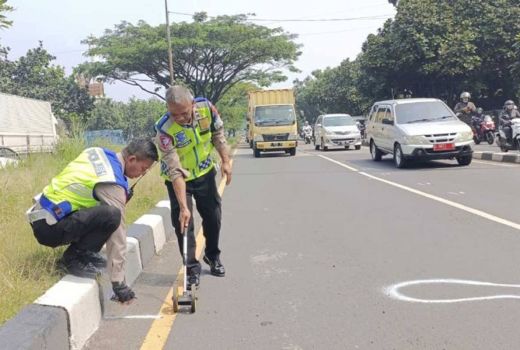 Pelajar Kendarai Moge Terlibat Kecelakaan di Bandung, Tewas di Lokasi - GenPI.co
