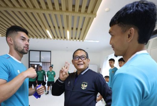 Witan dan Rizky Ridho Telat ke Timnas Indonesia, Sumardji Sentil Persija - GenPI.co