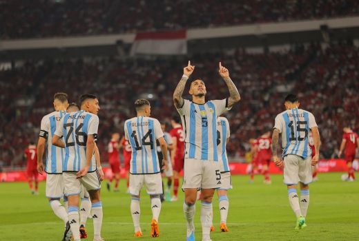 Cerita Pemain Timnas Argentina yang Didiamkan Lionel Messi 3 Bulan - GenPI.co