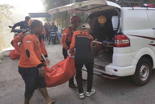 Anak Terseret Arus Sungai Brantas Malang Ditemukan Tewas - GenPI.co