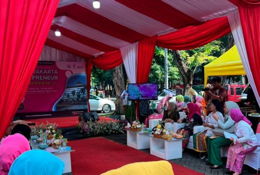 HUT DKI Jakarta, Suku Dinas PPKUKM Jakarta Timur Pecahkan Rekor MURI - GenPI.co