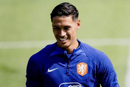 Serius Cari Pengganti Tonali, AC Milan Incar Pemain Keturunan Indonesia - GenPI.co