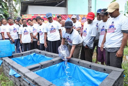 Hindari Paceklik, Nelayan Balad Ganjar Bangun Kolam Pemijahan Lele - GenPI.co