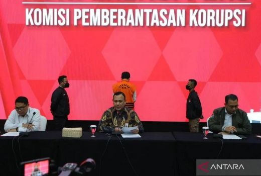 Kasus Suap MA: Hasbi Hasan Ditahan KPK - GenPI.co