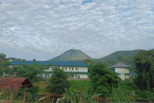 Wisatawan Diimbau Tak Dekati Kawah Tompaluan Gunung Lokon Sulawesi Utara - GenPI.co